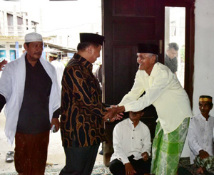 Wabup Rosman Harapkan Masyarakat Awasi Program Pembangunan